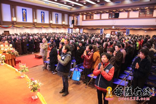 上海七宝教寺举行中峰三时系念法会