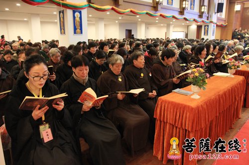 上海七宝教寺举行中峰三时系念法会