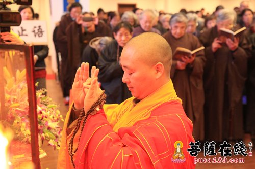 上海七宝教寺举行中峰三时系念法会