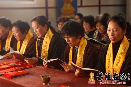 上海省殿禅寺举行中峰三时系念法会