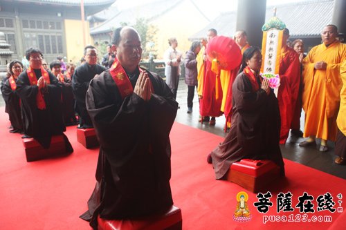 宁国-上海宁国禅寺举行冬至法会之上堂大斋仪式 平熙大和尚主法