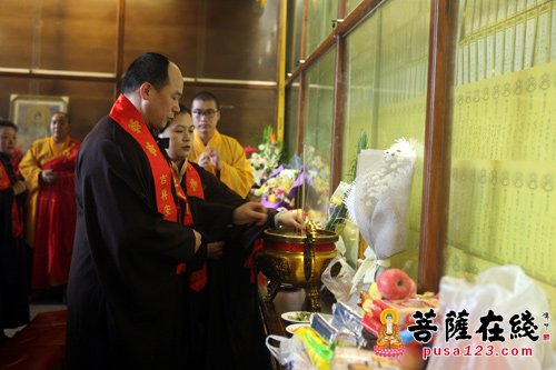 宁国-上海宁国禅寺举行冬至法会之上堂大斋仪式 平熙大和尚主法