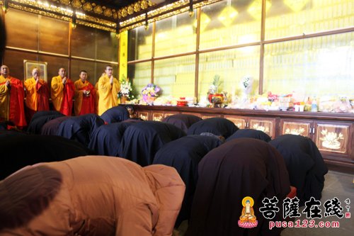 宁国-上海宁国禅寺举行冬至法会之上堂大斋仪式 平熙大和尚主法