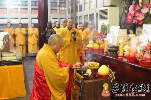 寒山寺-苏州寒山寺举行第五届万人抄经回向功德法会