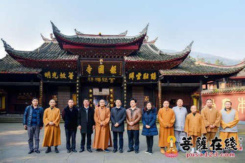 峨眉山-乐山市委常委阿刘时布一行赴峨眉山调研检查宗教工作