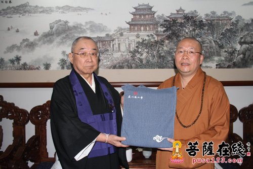 佛教-中日禅文化交流协会会长大谷哲夫一行参访厦门鸿山寺