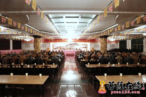 普陀山-除夕夜普陀山佛协会长道慈大和尚请僧众吃普茶迎新春