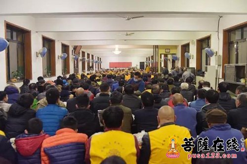 佛教-敲响辞岁钟声 河北柏林禅寺喜迎丁酉新春