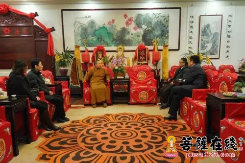 刘世军-中共闵行区委常委、宣传部部长刘世军一行赴七宝教寺参访