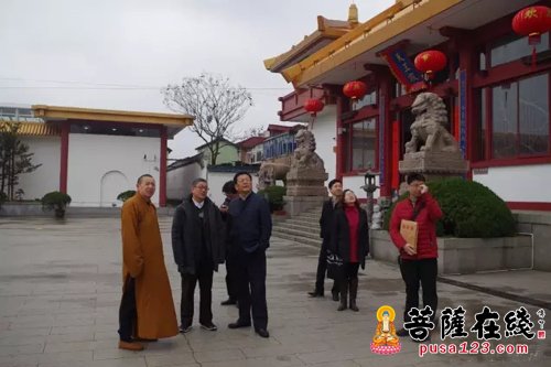 刘世军-中共闵行区委常委、宣传部部长刘世军一行赴七宝教寺参访