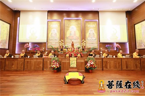 地藏菩萨本愿经-佛陀出家日 一千多人在鸿山寺诵《地藏经》