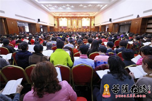 地藏菩萨本愿经-佛陀出家日 一千多人在鸿山寺诵《地藏经》