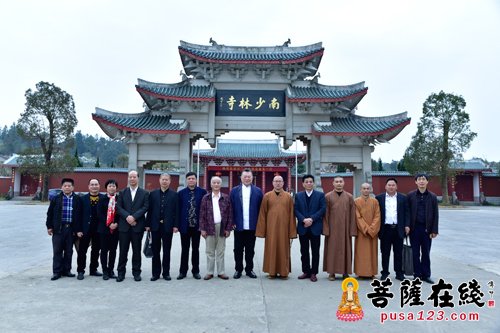 少林寺-全球洪门联盟刘会进总会长一行参访南少林寺 空性大和尚热情招待