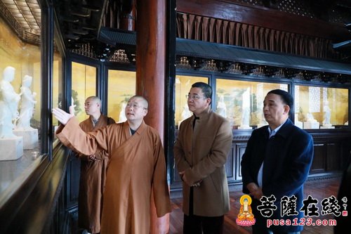 慈善-鸿山慈善会捐款支持少数民族精准扶贫工作