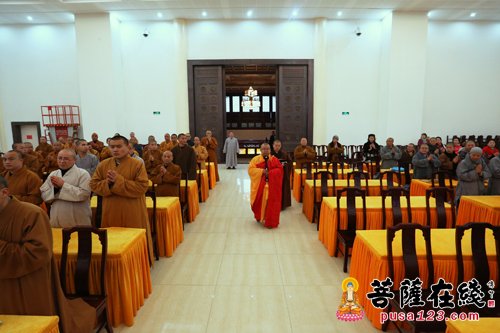 佛学-园慈法师应邀宝陀讲寺作佛学专题讲座 众人深受法益
