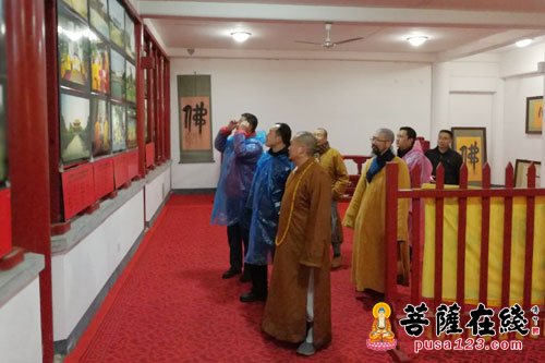 佛教-关注寺院去商业化 李寒颖副司长调研张家界天门山寺和普光禅寺