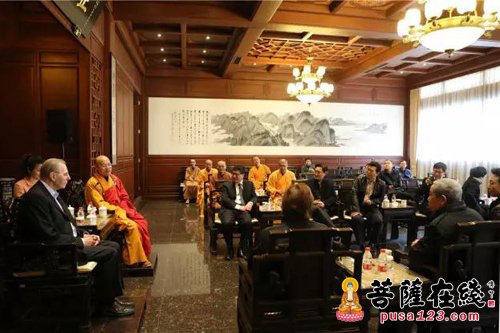 佛教-前国际奥委会主席一行访问杭州灵隐寺 促进佛教与体育的交流