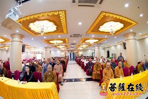 佛教-明生大和尚率众学习十二届全国人大五次会议精神