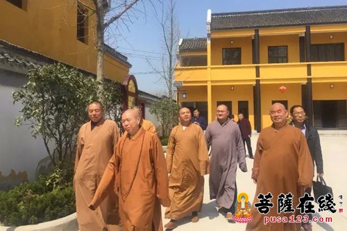 佛教-弘法要让信众受益 心澄大和尚调研盘龙古寺