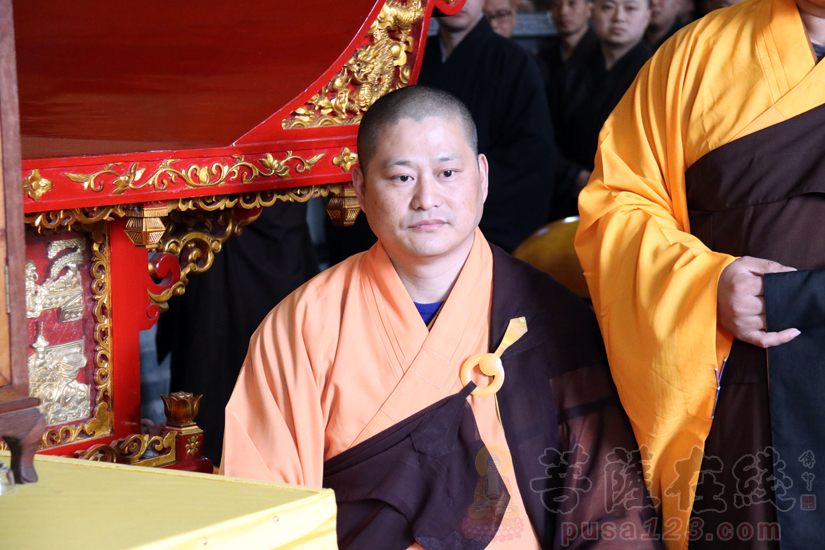 开堂大师父果应法师(图片来源:菩萨在线 摄影:妙若)