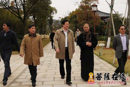 佛教-王伟部长调研中国佛学院普陀山学院 为学院发展提出六点