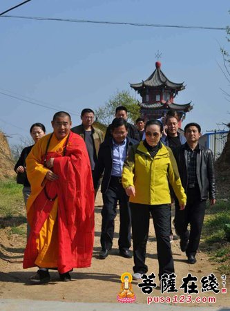 佛教-全国政协常委赵雯视察桐城投子寺佛教文化发展