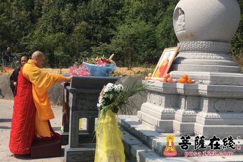 上饶-江西上饶博山能仁禅寺清明扫塔 深切缅怀觉海大和尚