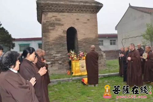 香积寺-清明时节 香积寺慧超法师率众扫塔祭祖 缅怀祖师功德
