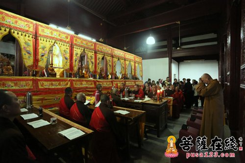 清明习俗-普济禅寺举行清明祭祖报恩法会 忆念祖师恩德