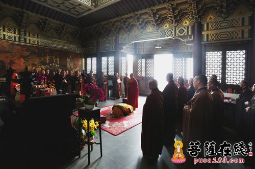 清明习俗-普济禅寺举行清明祭祖报恩法会 忆念祖师恩德