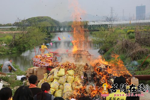 文化-解冤释结 证悟成佛 温岭舞龙山妙严禅寺圆满送圣