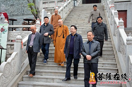 佛教-徐州市王晓松局长调研兴化禅寺 就文物保护 对外交流提出意见