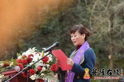 湖北省麻城市人大副主任段晶致辞