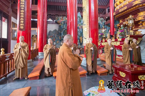 法华寺-永信大和尚赴湖州法华寺参观 就寺院建设给予意见