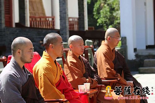 佛教-天台山佛学院学僧参拜玉泉祖庭 道伟法师慈悲开示