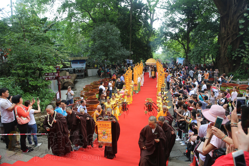 【高清图集】广西桂平西山第十一届浴佛节暨《狮子吼之巨赞法师》开机
