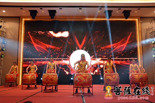 佛教-大愿大和尚多角度讲解禅商智慧 娓娓道来听众受益匪浅