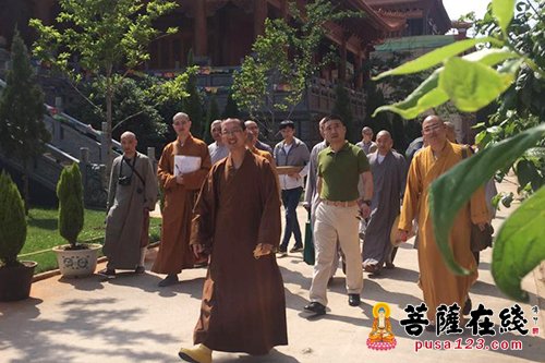 佛教-重庆佛学院一行参访宝华寺 共同致力于僧才培养