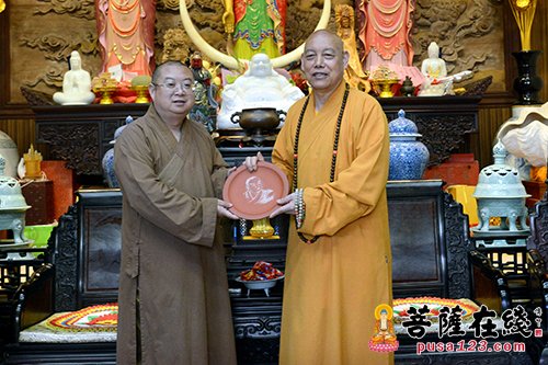佛教-正慈大和尚一行参访普陀山 深入了解普陀山佛协管理机制