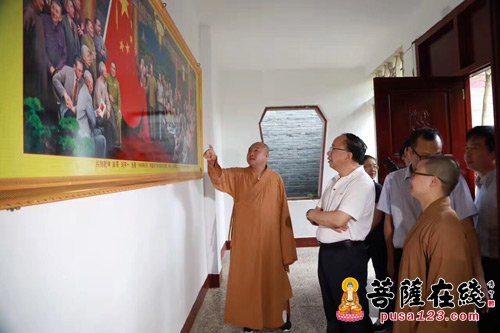 赵德明-广西自治区党委常委赵德明赴龙华古寺调研