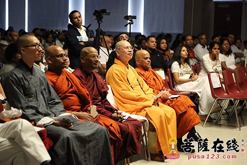 佛教-达义大和尚应邀参加佛法讲座 用英文为众演讲佛法