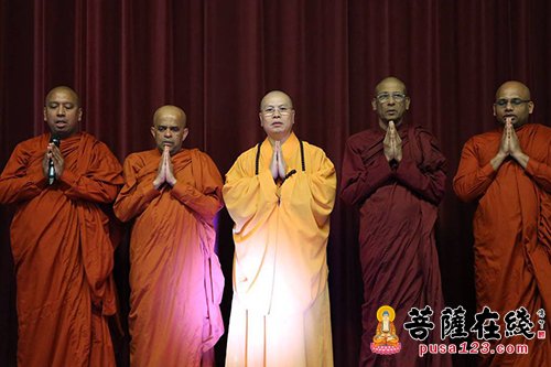 佛教-达义大和尚应邀参加佛法讲座 用英文为众演讲佛法