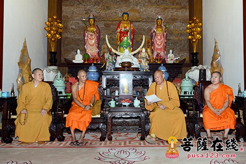 佛教-南传佛教代表团参访普陀山 王健司长、道慈法师亲切会见