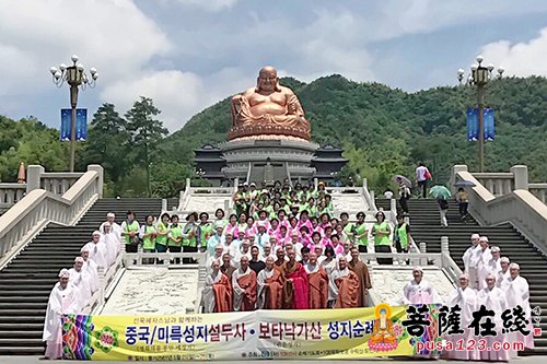 雪窦寺-韩国慧者长老率众参访雪窦寺 108山寺巡礼祈祷会引人注目