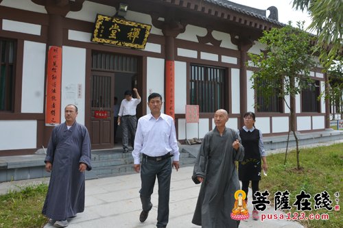 岳西-岳西县人大赴二祖寺开展《宗教事务条例》贯彻落实执法检查