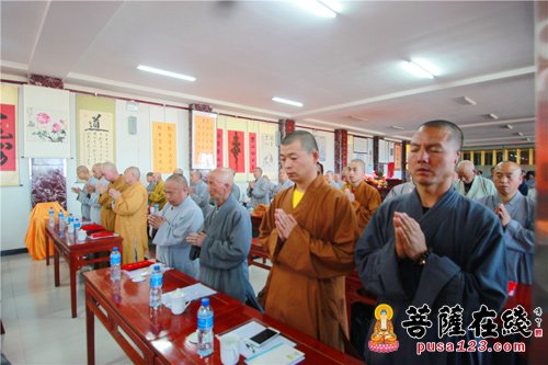 佛教-大同市佛教协会僧伽培训班学僧在广灵极乐寺圆满结业