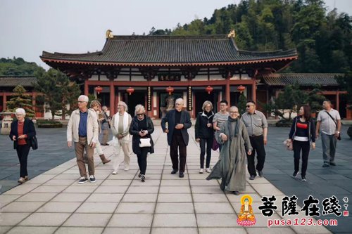 艺术-法中艺术协会主席Christian ETIE先生率团赴曹洞佛学院开展艺术交流