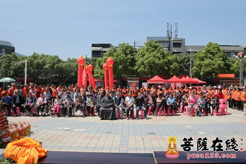 佛教-洪江文峰禅寺发心慰问72名老弱病残人士