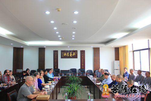 佛教-美国两所神学院代表参访鉴真佛教学院 探讨宗教文化
