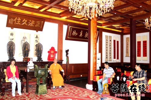 佛教-绍兴柯桥宗教局局长视察安康寺 期望寺院起到示范作用